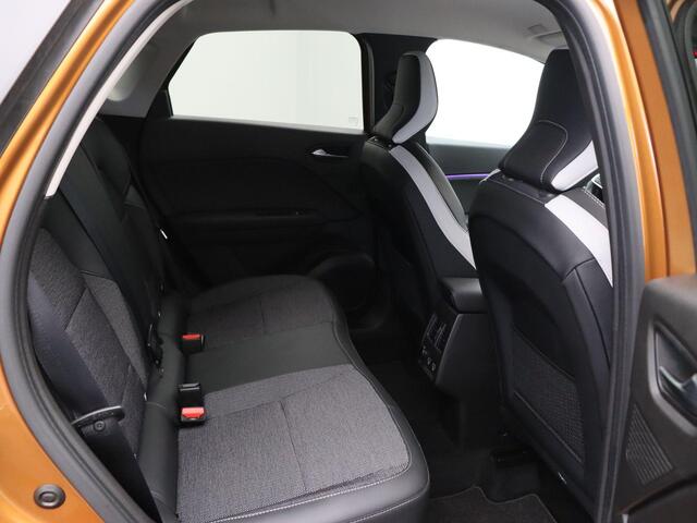 Renault CAPTUR 1.6 E-Tech Plug-in Hybrid 160 Intens | Eerste eigenaar | Dealeronderhouden | Clima | Keyless | Full led | Achteruitrijcamera | Parkeersensoren voor en achter |