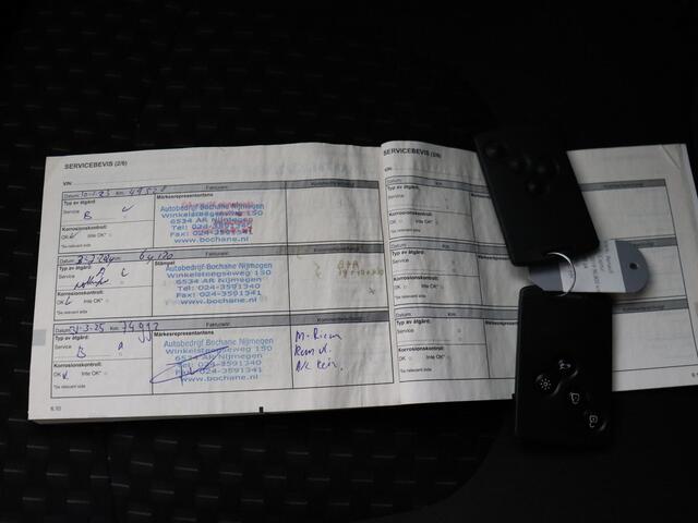 Renault CAPTUR 0.9 TCe Limited | Cruise Control | Trekhaak | LED Pure Vision | Two Tone!