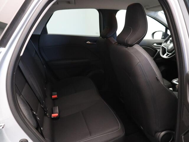 Renault CAPTUR TCe 100pk Zen | Dealer onderhouden | Getint glas | Apple carplay / Android auto |