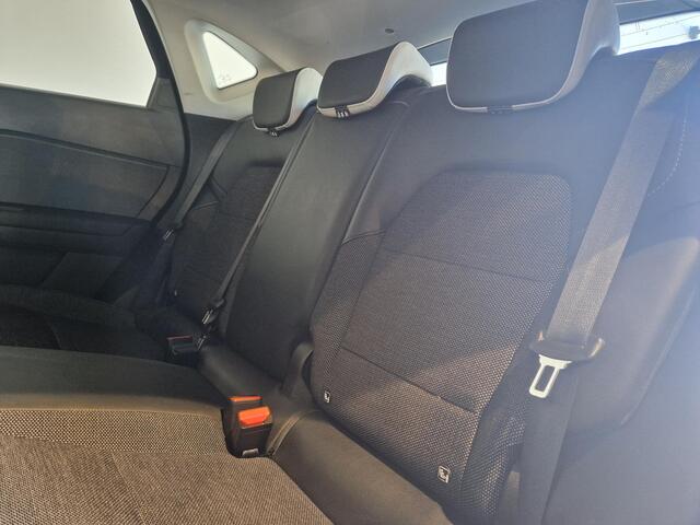 Renault CAPTUR 1.6 E-Tech full hybrid 145 techno 1E EIGENAAR DEALER ONDERHOUDEN NL AUTO | STUURVERWARMING | NAVIGATIE | ACHTERUITRIJCAMERA | PARKEERSENSOREN V+A |