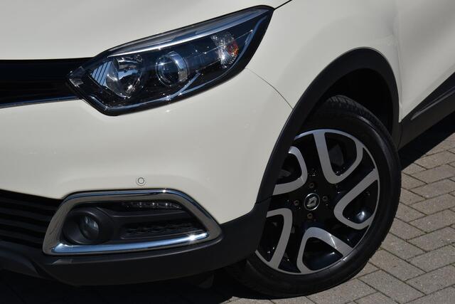 Renault CAPTUR TCe Dynamique | TREKHAAK | CAMERA | NAVI | CRUISE CONTROL | CLIMATE CONTROL | LMV | PDC |