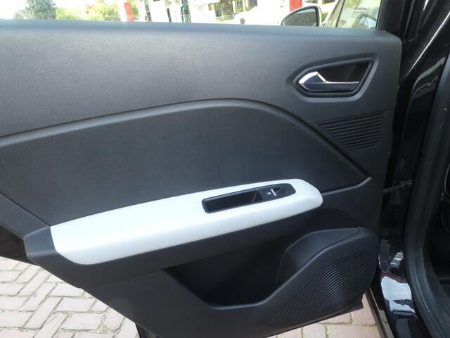 Renault CAPTUR 1.3 TCe 140 Intens Automaat, Camera