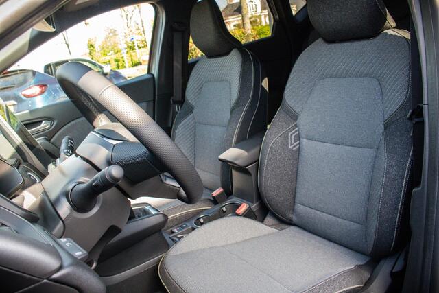 Renault CAPTUR TCe 90 techno Handgeschakeld | Camera | Fabrieksgarantie tot 02-2030 max 100.000 km