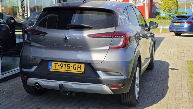 Renault CAPTUR 1.3 TCe 140 Intens | Automaat | 360° camera | Trekhaak | Keyless | Carplay | Lane Assist