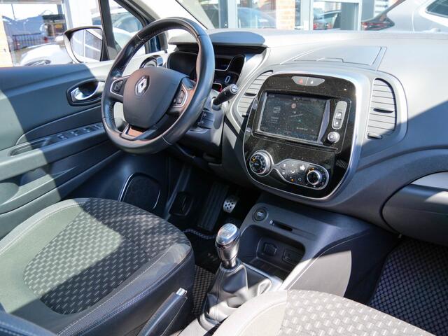 Renault CAPTUR 0.9 TCe Intens | PANODAK | CAMERA |