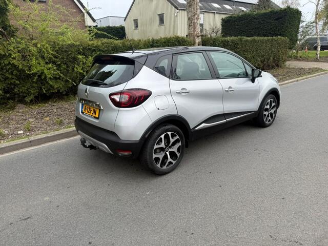 Renault CAPTUR 0.9 TCe Intens*trekhaak*stoelverw*ECC*Navigatie*Apple carplay/android