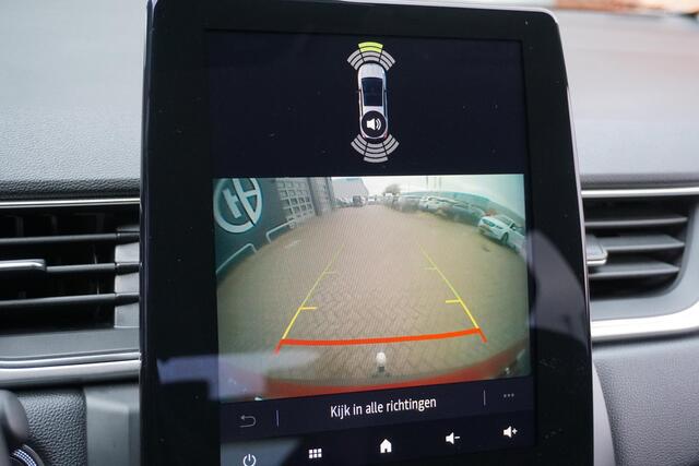 Renault CAPTUR 1.3 TCe 140 Intens + GROOT SCHERM / CAMERA / TREKHAAK