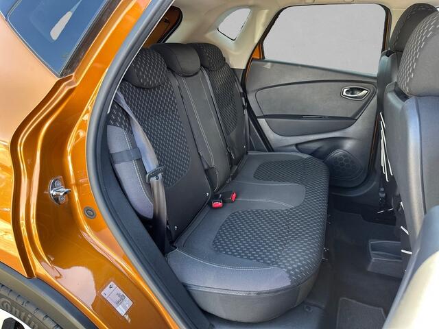 Renault CAPTUR 1.3 TCe 150 Intens EDC AUTOMAAT / CRUISE / TREKHAAK / CLIMATE / CAMERA