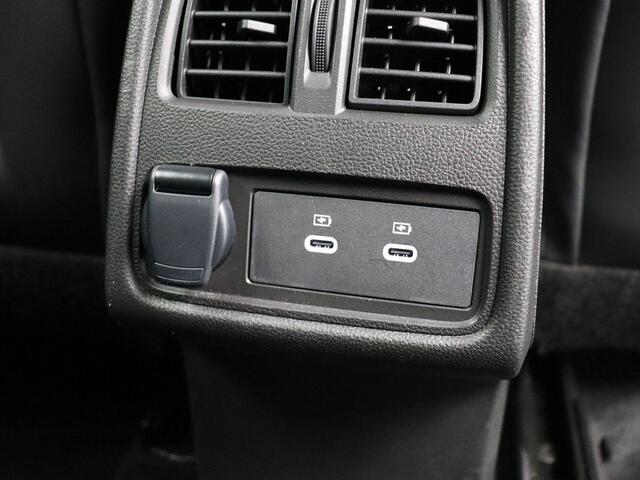 Renault CAPTUR E-Tech full hybrid 145pk Esprit Alpine | Stuurverwarming | Adaptive Cruise | Digitale Cockpit | Achteruitrijcamera | Google Navigatie |