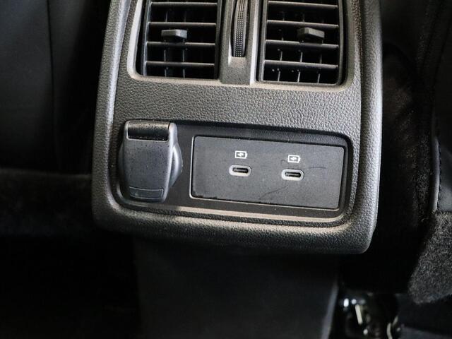 Renault CAPTUR 1.6 E-Tech full hybrid 145 techno | Achteruitrijcamera | Adaptieve cruise control | Navigatie | Parkeersensoren voor en achter |