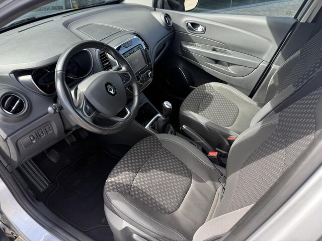 Renault CAPTUR 0.9 TCe Intens ** Navigatie ** Trekhaak ** Facelift