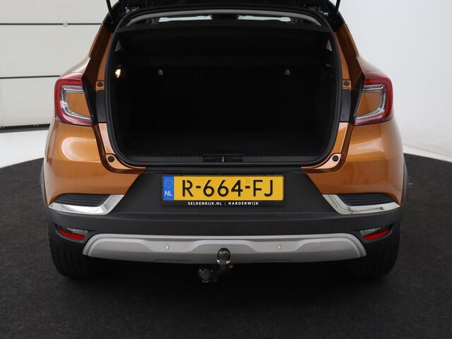 Renault CAPTUR 1.3 TCe 140 Intens | Trekhaak | Carplay | Camera | Half leder | Full LED | Keyless | Climate control | Navigatie | Sfeerverlichting | Cruise control | Bluetooth | Parkeerhulp | Origineel NL