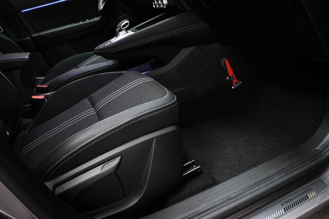 Renault CAPTUR 1.6 E-Tech full hybrid 145 E-Tech engineered | ADVANCED DRIVING PACK | STUURVERWARMING | DAB | APPLE | CAMERA | TREKHAAK