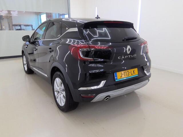 Renault CAPTUR 1.3 TCe 130 Intens Automaat Navi Camera Climat Parkeersensoren v+a Cruise Keyless 19.500km !!