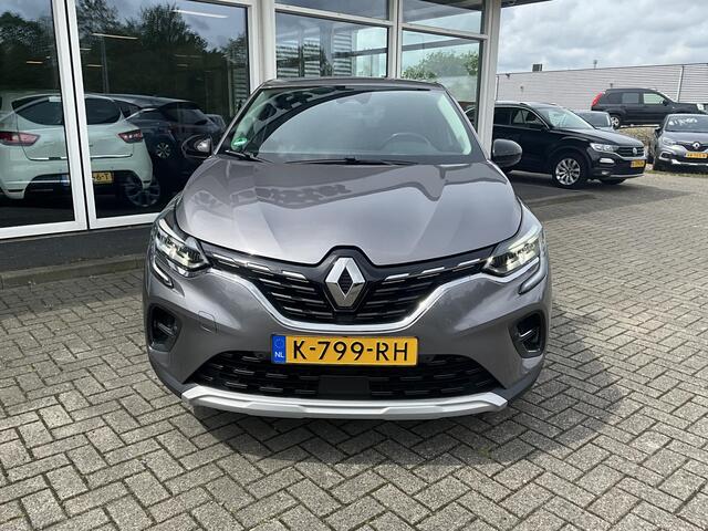 Renault CAPTUR 1.3 TCe 140 Intens Camera | Bose
