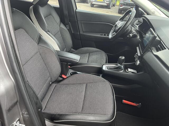 Renault CAPTUR 1.3 TCe 140 Intens Camera | Bose