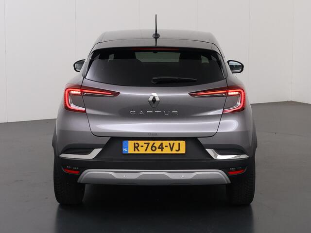 Renault CAPTUR 1.3 TCe 140 Intens | Trekhaak | Stoel/Stuurverwarming | Parkeercamera | Navigatie | Climate Control | Cruise Control |