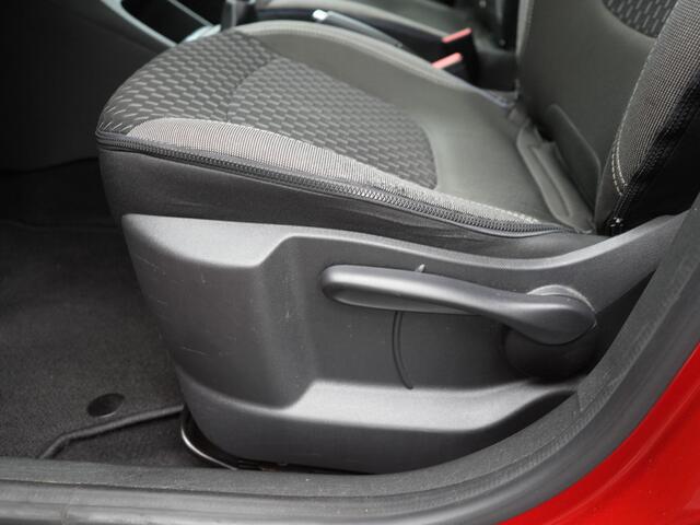 Renault CAPTUR TCe 130 Intens - RIJKLAARPRIJS - Achteruitrijcamera - Cruise Control