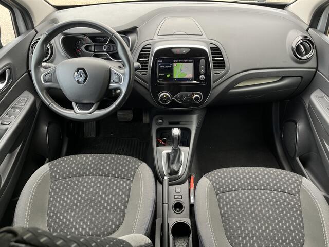 Renault CAPTUR 1.3 TCe Intens 150PK / Automaat / boekjes 2e Pinksterdag open 09.30 - 17.00 uur