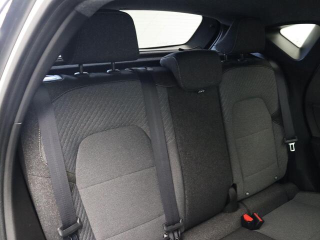 Renault CAPTUR 1.6 E-Tech full hybrid 145 techno | Adaptive cruise control | Stoel & Stuurverwarming | Climate control | Apple carplay / Android auto | Achteruitrijcamera | Lichtmetalen velgen 18'' |