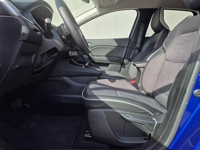 Renault CAPTUR 1.3 TCe 140 Intens / Achteruitrijcamera / Apple Carplay Android Auto / Trekgewicht 1500 kg / Cruise control / Keyless Entry/Start / Draadloze telefoon lader / Navigatie / Parkeersensoren voor en achter / Climate control /