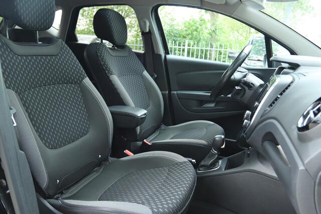 Renault CAPTUR 1.3 TCE INTENS AUT. | PANO | TREKHAAK | CAMERA | NAVI | LED | KEY-LESS