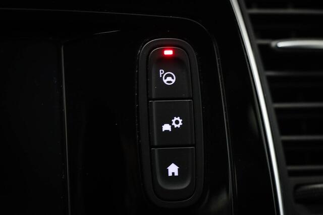 Renault CAPTUR 1.3 TCe Intens | EASY LIFE PACK | R-LINK | DAB | CAMERA