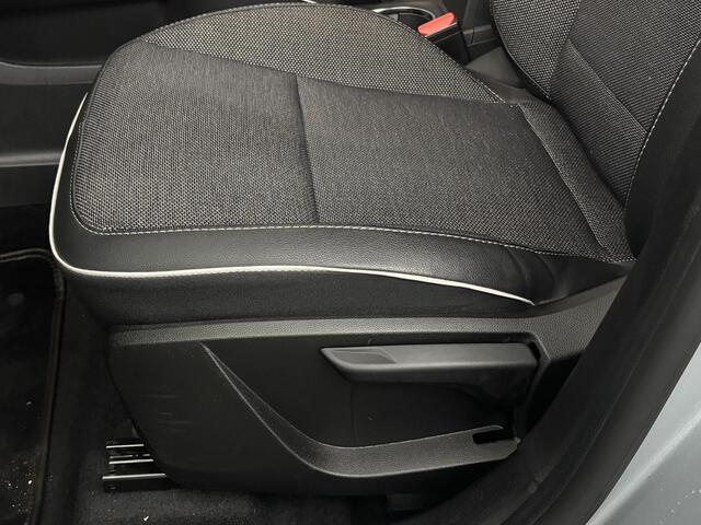 Renault CAPTUR 1.6 E-Tech full hybrid 145 techno | Schuif/Kanteldak | Camera | Carplay/Android Auto |