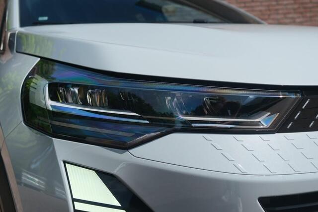 Renault CAPTUR 1.8 E-Tech full hybrid 160pk techno | Navi | App Connect | Climate | Adaptive Cruise | Keyless | Camera | Winter Pakket