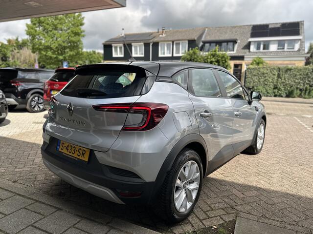 Renault CAPTUR 1.3 TCe 140 Zen Stoel - stuur verwarming / ECC / Camera.