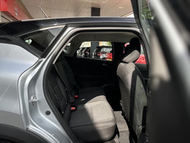 Renault CAPTUR 1.3 TCe 140 Zen Stoel - stuur verwarming / ECC / Camera.