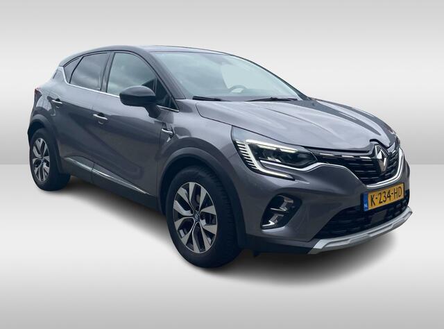 Renault CAPTUR 1.6 E-Tech Plug-in Hybrid 160 Intens / Camera / CarPlay / Keyless / 17'' / DAB / Cruise Control / Half Leder