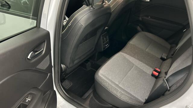 Renault CAPTUR 1.3 mild hybrid 140 EDC techno