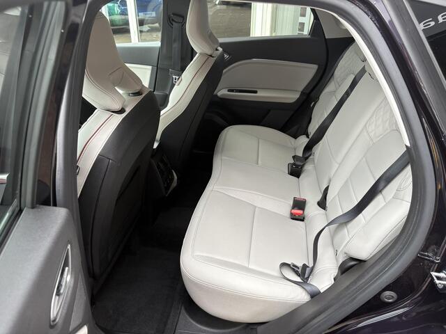 Renault CAPTUR 1.6 E-Tech Plug-in Hybrid 160 Initiale Paris | Bose Audio | Leer | Stoelverwarming | Achteruitrijcamera | Navigatie | LED | DAB | Climate Control |