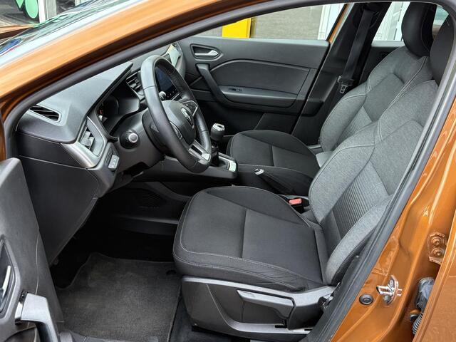 Renault CAPTUR 1.3 TCe 130 Zen | Apple Carplay & Android Auto | DAB | LED | Cruise Control | Parkeersensoren | Lichtmetaal |