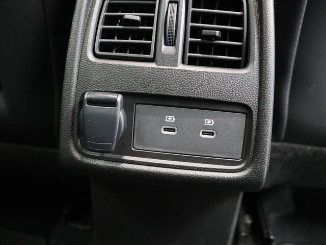 Renault CAPTUR 1.6 E-Tech full hybrid 145 techno | Navigatie | Achteruitrijcamera | Parkeersensoren voor en achter | Climate control |