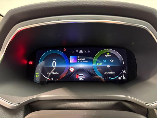 Renault CAPTUR 1.6 E-Tech hybrid 145 SL Rive Gauche Blind spot detectie | Navigatie | Bose geluidsinstallatie