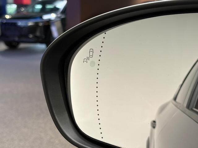 Renault CAPTUR 1.6 E-Tech hybrid 145 SL Rive Gauche Blind spot detectie | Navigatie | Bose geluidsinstallatie