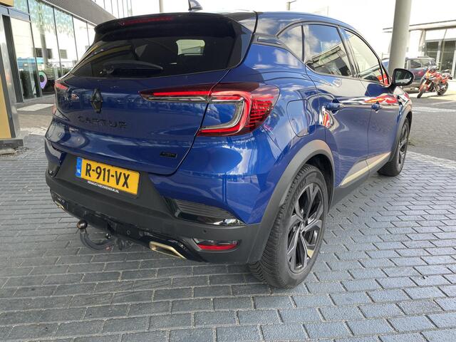 Renault CAPTUR 1.6 full hybrid 145 E-Tech engineered AUTOMAAT | TREKHAAK | BOSE | DEALER ONDERHOUDEN | NAVI | CLIMATE |