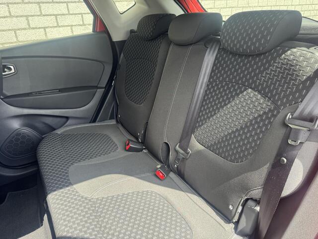 Renault CAPTUR 1.2 TCe Intens | Navigatie | Trekhaak | Cruise Control | Climate Control |