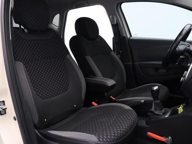 Renault CAPTUR TCe 90pk Intens | Dealeronderhouden | Trekhaak | Achteruitrijcamera | Parkeersensoren voor en achter |