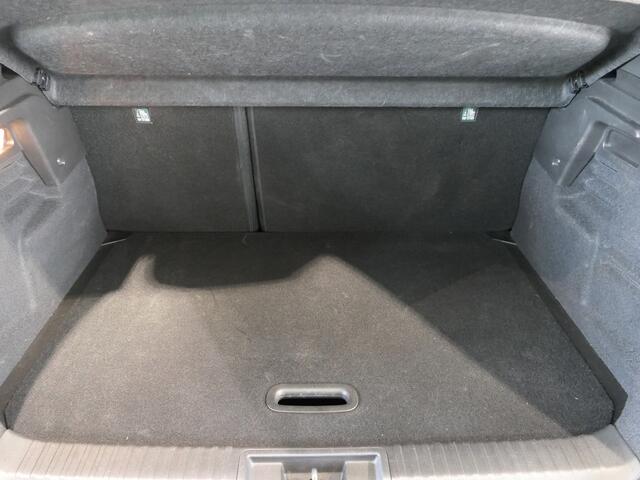 Renault CAPTUR 1.6 E-Tech full hybrid 145 techno - Adaptive cruise - Dodehoek - Navi - Parkeerassistent - Stoel en Stuurverw
