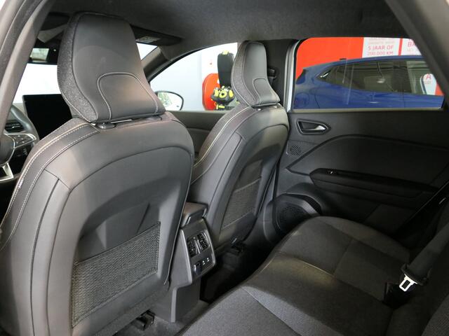 Renault CAPTUR 1.6 E-Tech full hybrid 145 techno - Adaptive cruise - Dodehoek - Navi - Parkeerassistent - Stoel en Stuurverw