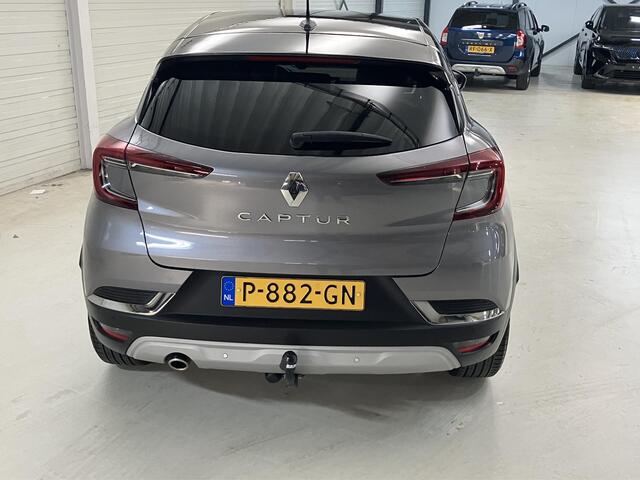 Renault CAPTUR 1.3 TCe 140 Intens / Nederlandse Auto / Dealer Onderhouden / Navigatie / Trekhaak 1500 KG / Camera / Half Lederen Bekleding / Climate Control / Cruise Control /