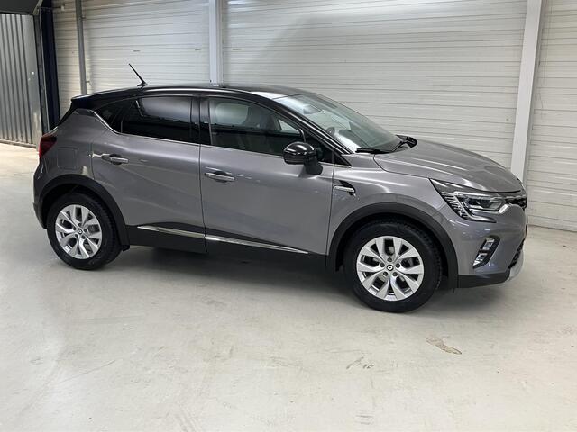 Renault CAPTUR 1.3 TCe 140 Intens / Nederlandse Auto / Dealer Onderhouden / Navigatie / Trekhaak 1500 KG / Camera / Half Lederen Bekleding / Climate Control / Cruise Control /