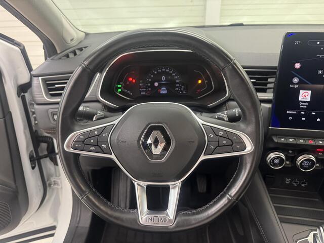 Renault CAPTUR 1.3 TCe 130 Initiale Paris / Eerste Eigenaar / Dealer Onderhouden / Lederen Bekleding / BOSE Audio / Navigatie / Trekhaak 1500 KG / Stoel- en Stuurverwarming / Adaptive Cruise Control / Climate Control /