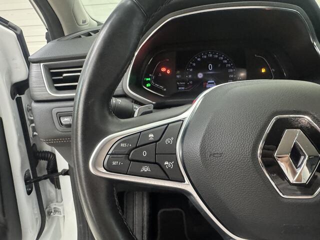 Renault CAPTUR 1.3 TCe 130 Initiale Paris / Eerste Eigenaar / Dealer Onderhouden / Lederen Bekleding / BOSE Audio / Navigatie / Trekhaak 1500 KG / Stoel- en Stuurverwarming / Adaptive Cruise Control / Climate Control /