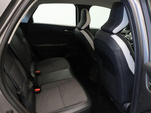 Renault CAPTUR TCe 90pk Intens | Trekhaak | Climate control | Achteruitrijcamera | Parkeersensoren voor en achter |