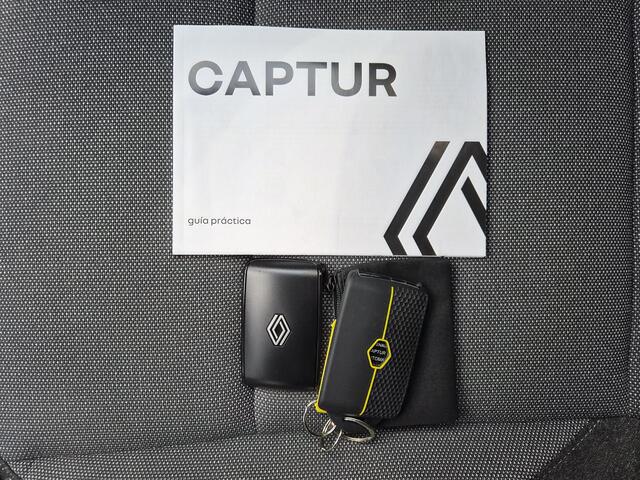 Renault CAPTUR 1.8 E-Tech full hybrid 160 techno / Fabrieksgarantie tot 12-2028 / Stuur- & Stoelverwarming / Adaptief cruise control / Pack winter / Achteruitrijcamera / Draadloze telefoon lader / Keyless Entry/Start / Apple Carplay Android Auto / Climate control /