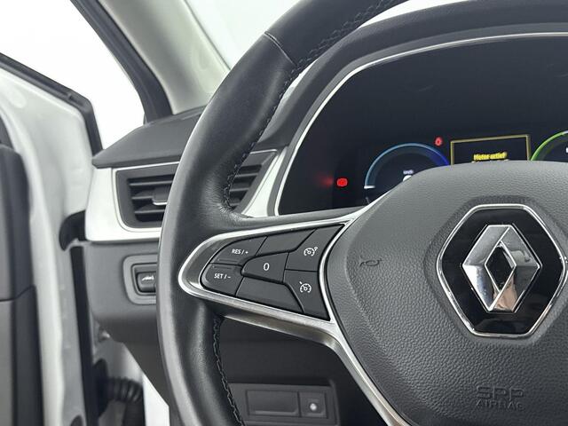 Renault CAPTUR 1.6 E-Tech Plug-In Hybrid Techno 160PK | Automaat | Trekhaak | Navigatie | Achteruitrijcamera | Climate Control | 18'' Inch Velgen | Half-Lederen Bekleding | Apple CarPlay & Android Auto